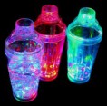 /album/utensilios-de-bar/a32447320-1-imagens-de-copo-de-cocktail-com-luz-jpg/